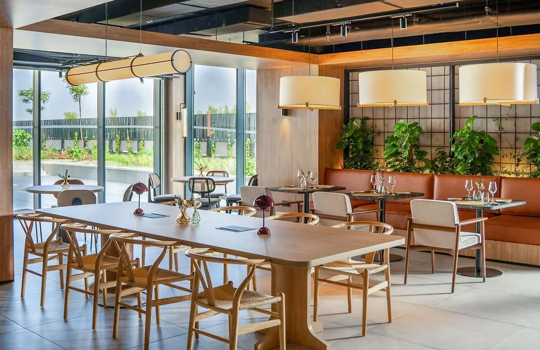 Innside By Melia Madrid Valdebebas-1